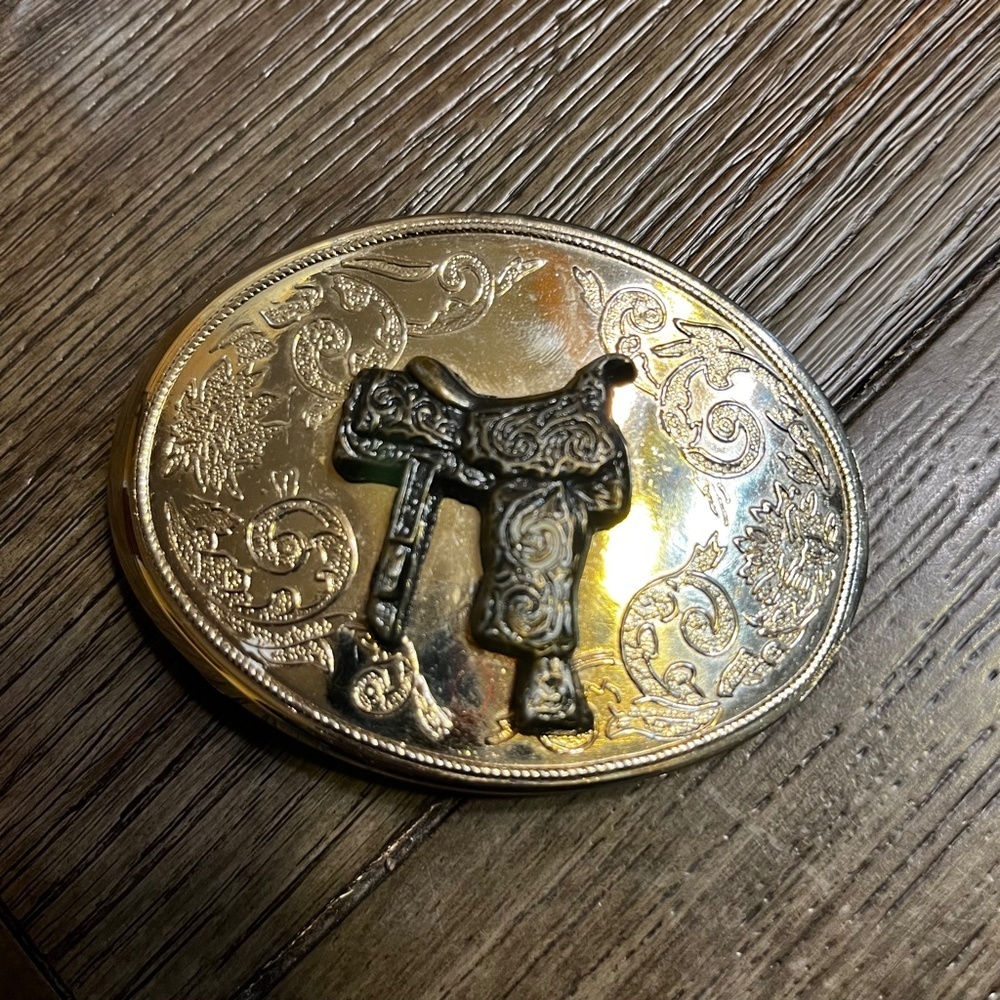 VINTAGE WESTERN GOLD BUCKLE WITH SILVER SADDLE - Picture 3 of 5